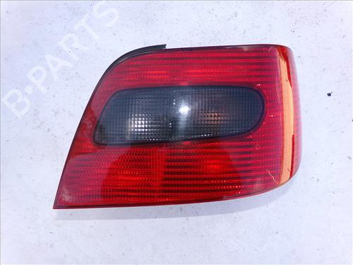 Used Right taillight CITROËN XSARA (N1) 1.9 D (70 hp) 29837242