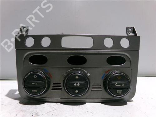 Commande Chauffage ALFA ROMEO 147 (937_) 1.6 16V T.SPARK (937.AXA1A, 937.AXB1A, 937.BXB1A) (120 hp) 24566238