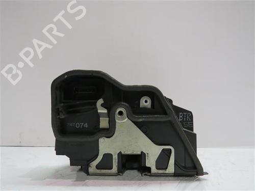 Serrure avant droite BMW X3 (E83) 2.0 d (150 hp) 24556846