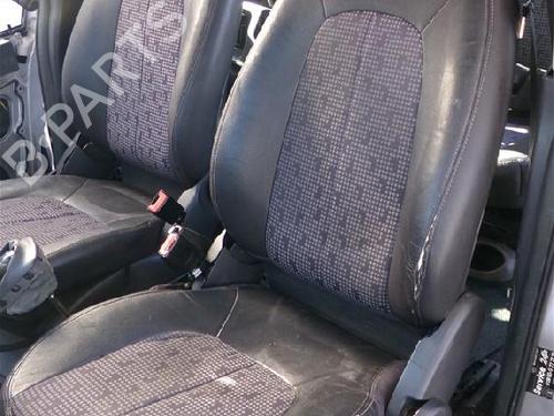 Used Left front seat MERCEDES-BENZ A-CLASS (W168) A 170 CDI (168.008) (90 hp) 26147071