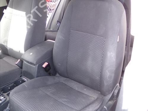 Siège avant gauche VW TIGUAN (5N_) 2.0 TDI (140 hp) 29944028