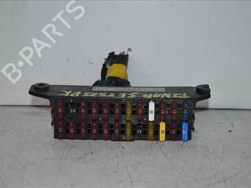 Used Fuse box HYUNDAI H-1 / STAREX Bus (A1) 2.5 TCi (99 hp) 24557553
