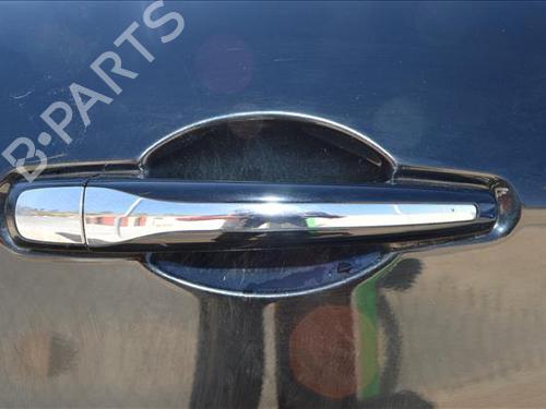 Używane Klamka zewnętrzna drzwi przednich prawych CITROËN C5 III (RD_) 2.0 HDi (RDRHD8, RDRHDJ, RDRHR8, RDRHRJ) (136 hp) 24560547