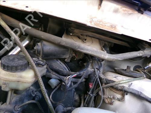 Used Front wiper motor MERCEDES-BENZ VITO Bus (W638) 108 D 2.3 (638.164) (79 hp) 27587324