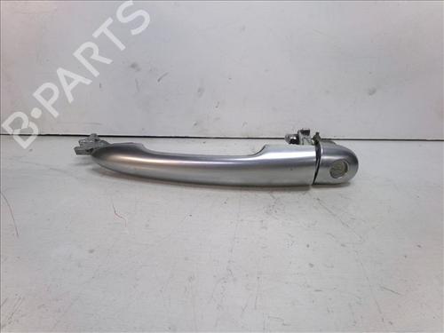 Used Front left exterior door handle RENAULT LAGUNA II (BG0/1_) 1.9 dCi (BG0R, BG0E) (100 hp) 27555408