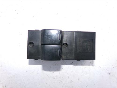 Used Left front window switch NISSAN MICRA III (K12) 1.5 dCi (65 hp) 29566423