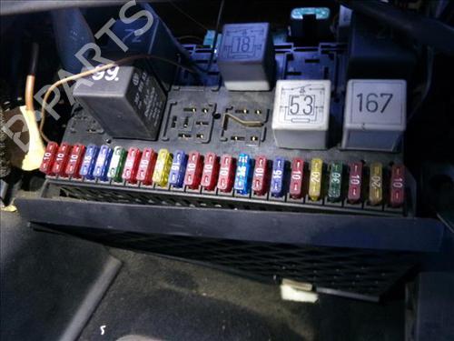 Used Fuse box VW GOLF III (1H1) 1.6 (75 hp) 24859260