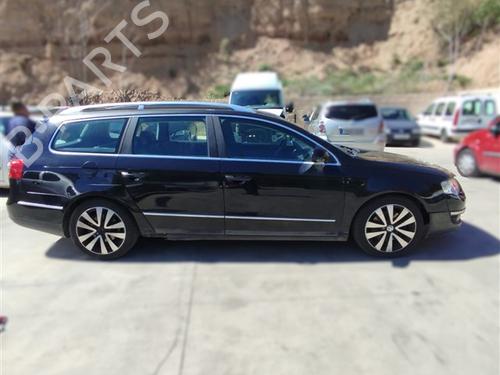 Høyre foran lås VW PASSAT B6 (3C2) 2.0 TDI | BP26194439C97 