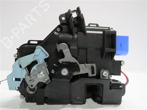 Front left lock SKODA OCTAVIA I (1U2) 1.9 TDI | BP24555481C98 
