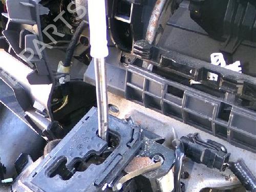 Leva del cambio PEUGEOT EXPERT Van (VF3A_, VF3U_, VF3X_) 2.0 HDi 165 (163 hp) 31082480