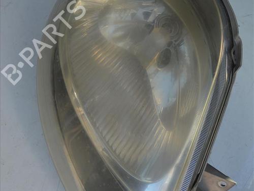 Used Right headlight OPEL VIVARO A Van (X83) 1.9 DI (F7) (80 hp) 24562019