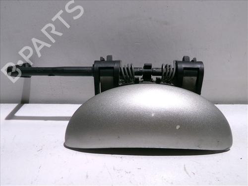 Used Front right exterior door handle PEUGEOT 206 Hatchback (2A/C) 1.4 i (75 hp) 24568748