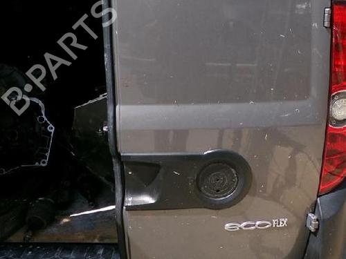 Høyre lasterom dør OPEL COMBO Box Body/MPV (X12) 1.3 CDTI (B05) (90 hp) 27444174