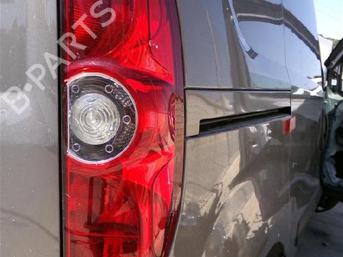 Used Right taillight OPEL COMBO Box Body/MPV (X12) 1.3 CDTI (B05) (90 hp) 27444168
