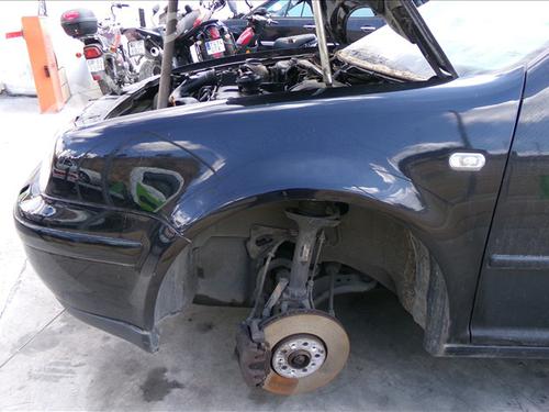 Parafango anteriore sinistro VW BORA I (1J2) 1.9 TDI (150 hp) 29359564