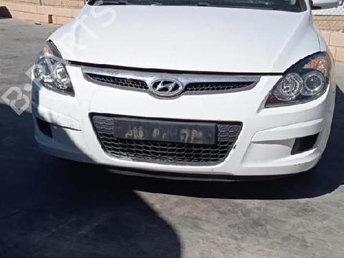 Used Parts HYUNDAI i30 Estate (FD) 1.4 (109 hp) 2391038