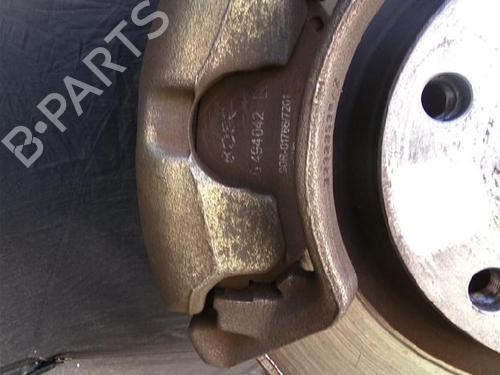 Bremssattel rechts vorne für AUDI A4 B5 (8D2) 1.8 (125 hp) 27444582