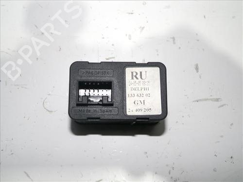 Left front window switch OPEL MERIVA A MPV (X03) 1.3 CDTI (E75) | BP26204700I27 