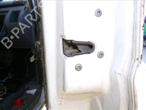 Serrure avant droite MERCEDES-BENZ VITO / MIXTO Van (W639) 111 CDI (639.601, 639.603, 639.605) (109 hp) 24857809