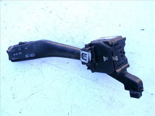 Used Steering column stalk SEAT LEON (1P1) 2.0 TDI (170 hp) 24859845