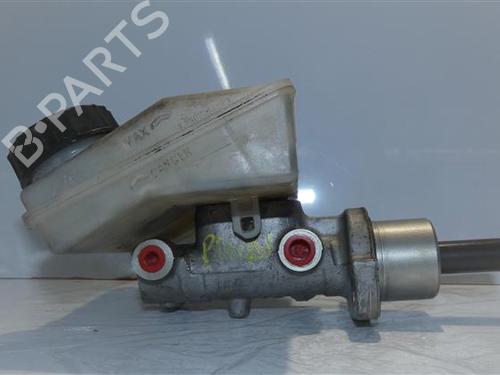 Used Brake master cylinder PEUGEOT 206 CC (2D) 1.6 16V (2DNFUF, 2DNFUR) (109 hp) 24556828