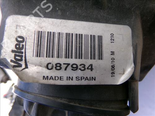 Right headlight OPEL CORSA C (X01) 1.2 Twinport (F08, F68) | BP29944122C29