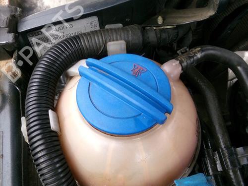Used Expansion tank AUDI A3 (8P1) 1.9 TDI (105 hp) 26729769