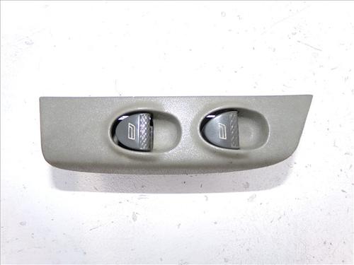 Used Left front window switch FIAT MULTIPLA (186_) 1.9 JTD 105 (186AXB1A) (105 hp) 30187084