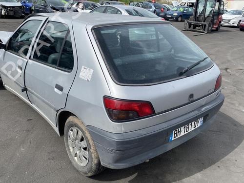 Right taillight PEUGEOT 306 (7B, N3, N5) 1.6 SR | BP25551122C35