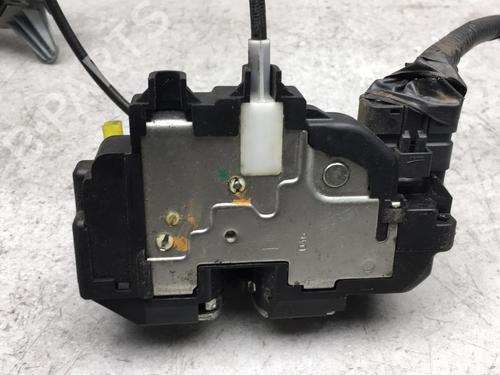 Used Front left lock NISSAN NOTE (E11, NE11) 1.5 dCi (86 hp) 25538920