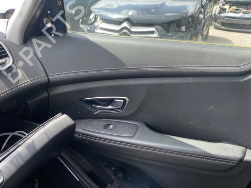 Used Parts RENAULT GRAND SCÉNIC IV (R9_)  1.3 TCe 160 (R9NC)  2617627