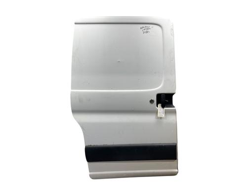 Used Right slide door Right slide door 31289915 31289915