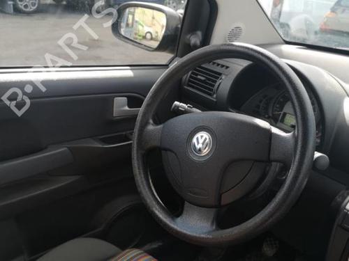 Høyre foran beltestrammer VW FOX Hatchback (5Z1, 5Z3, 5Z4) 1.4 TDI | BP25560144C88 