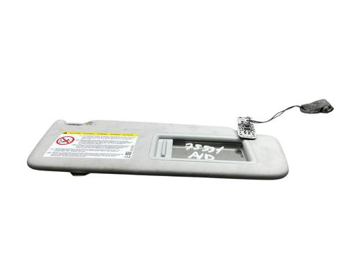 Used Right sun visor Right sun visor SEAT LEON (5F1) 1.2 TSI (105 hp) 30643939 30643939