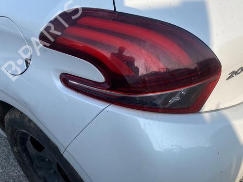 Right front fog light PEUGEOT 208 I (CA_, CC_) 1.6 HDi / BlueHDi 75 | BP29975918C31