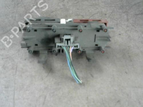 Used Warning switch RENAULT MEGANE II (BM0/1_, CM0/1_) 1.9 dCi (BM0G, CM0G) (120 hp) 25579369