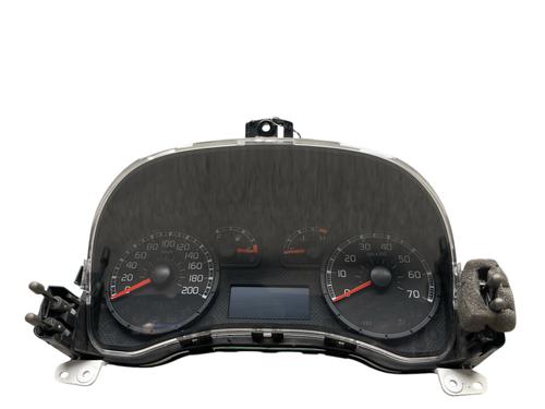 Used Instrument cluster FIAT PANDA (169_) 1.2 (169.AXB11, 169.AXB1A) (60 hp) 25529005