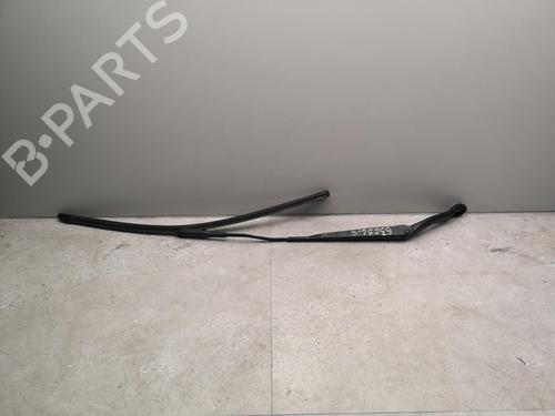 Used Front windshield wiper arm NISSAN QASHQAI / QASHQAI +2 I (J10, NJ10, JJ10E) 1.5 dCi (106 hp) 25554690