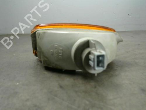 Used Left front indicator Left front indicator VW POLO Coupe (86C, 80) 1.0 Cat (45 hp) 25583850 25583850