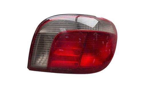 right-taillight-toyota-yaris-_p1_-1999-2000-2001-2002-2003-2004-2005-25514498 main image