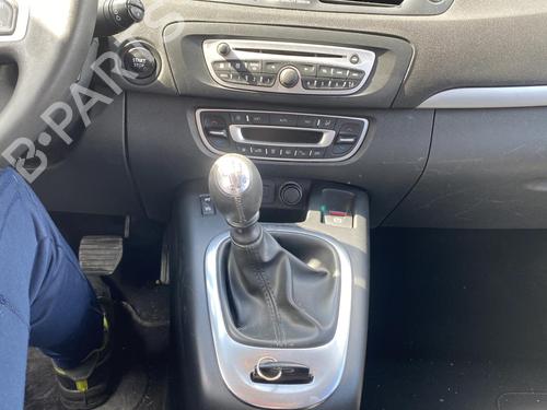 Right tailgate light RENAULT SCÉNIC III (JZ0/1_) 1.5 dCi | BP25546085C80 