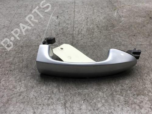 Høyre bak utvendig håndtak FORD FIESTA VI (CB1, CCN) 1.4 TDCi (70 hp) 25573235