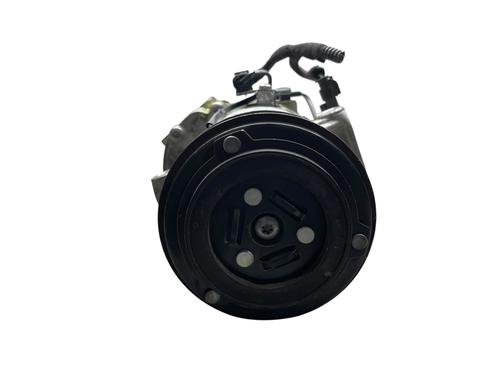 Used AC compressor AC compressor RENAULT MEGANE III Grandtour (KZ0/1) 1.6 dCi (KZ00, KZ12, KZ13) (130 hp) 33011598 33011598
