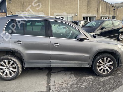 Switch VW TIGUAN (5N_) 2.0 TDI 4motion | BP25562560I30 - Image 6