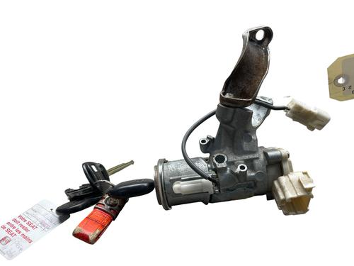 ignition-barrel-toyota-rav-4-ii-_a2_-2000-2001-2002-2003-2004-2005-32854912 main image