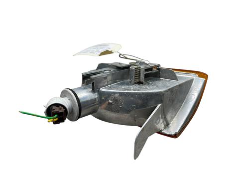 Used Left front indicator Left front indicator PEUGEOT 205 II (20A/C) 1.0 (45 hp) 26498086 26498086