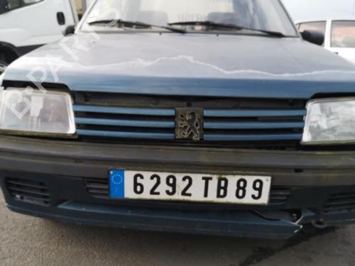 Left mirror PEUGEOT 205 II (20A/C) 1.7 Diesel | BP25537638C26 