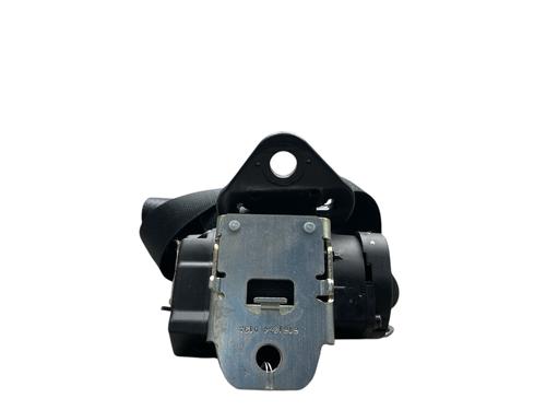 rear-left-seatbelt-fiat-freemont-345_-2011-25550425 main image