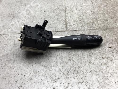 switch-suzuki-swift-iii-mz-ez-2005-25581905 main image