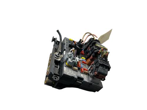 Fuse box CITROËN C5 III (RD_) 2.0 HDi (RDRHD8, RDRHDJ, RDRHR8, RDRHRJ) | BP35993140E1 - Image 2